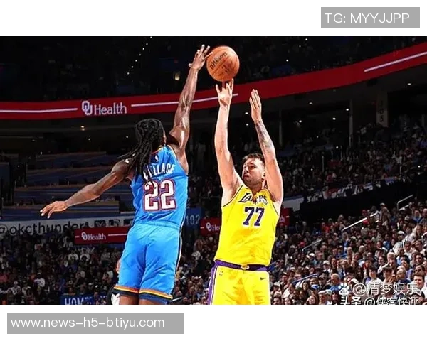 詹姆斯盛赞东契奇末节防守表现令人震惊贡献33分8板11助攻